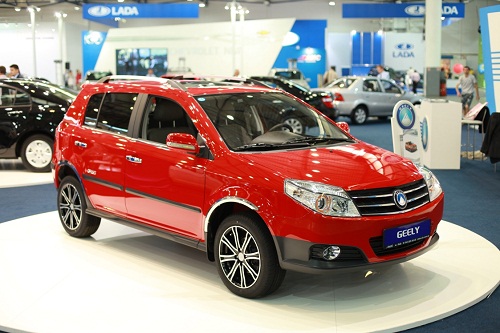 Geely MK Cross